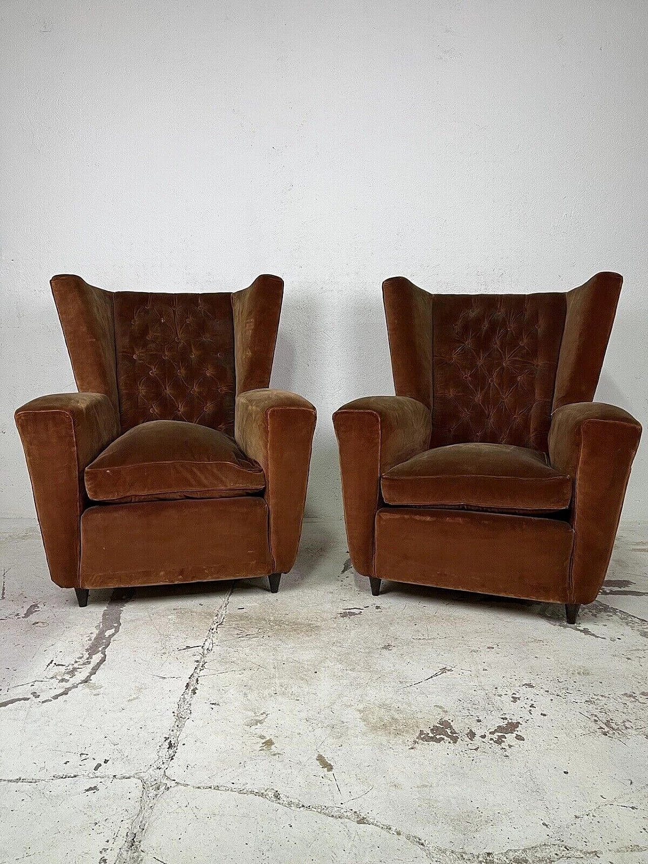Pair of brown velvet armchairs attributed to Paolo Buffa, 1950s 21