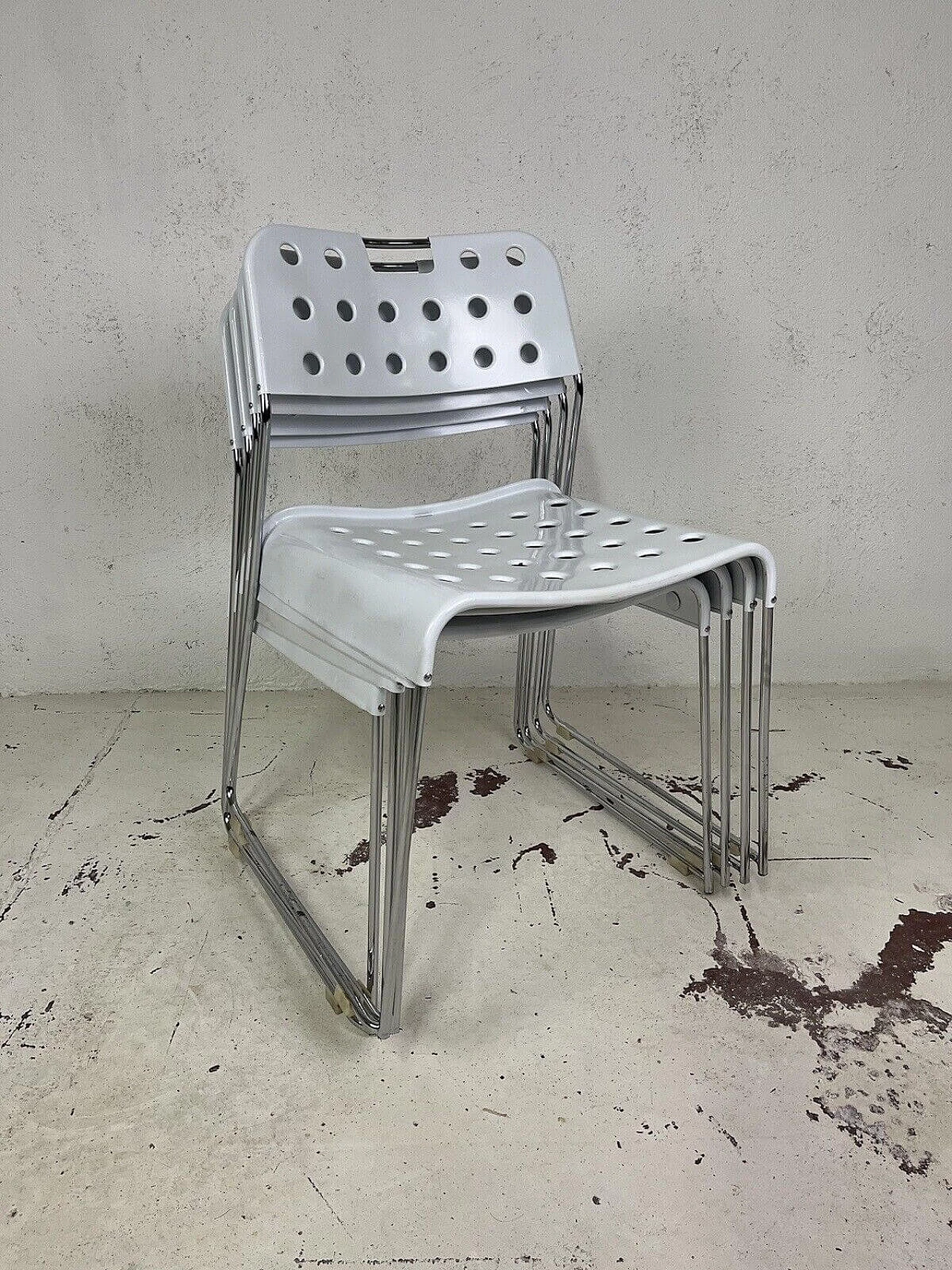 4 Omstak chairs by Rodney Kinsman for Bieffeplast, 1970s 23