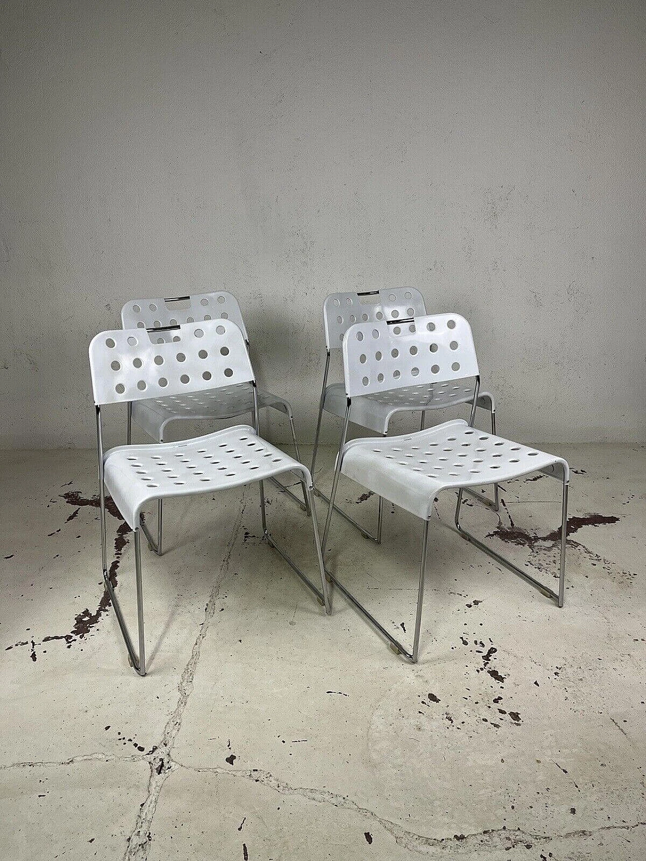 4 Omstak chairs by Rodney Kinsman for Bieffeplast, 1970s 24