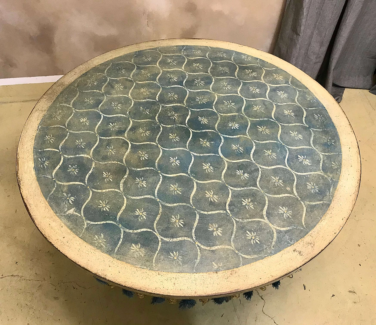 Decorated wooden round table, 1920s 5