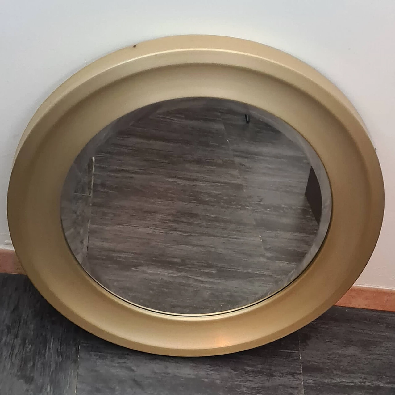 Round mirror with gilded aluminium frame by Sergio Mazza for Artemide, 1960s 6