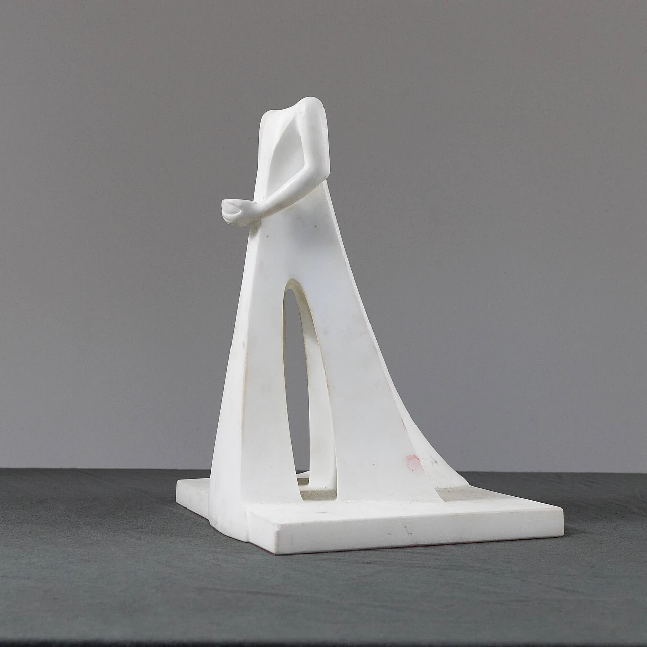 Sofy 07, human figure, stone sculpture, 2000s 5