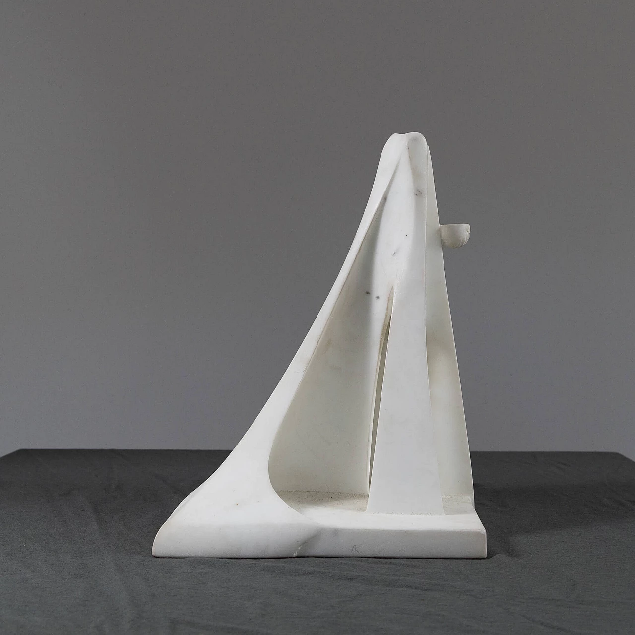 Sofy 07, human figure, stone sculpture, 2000s 11