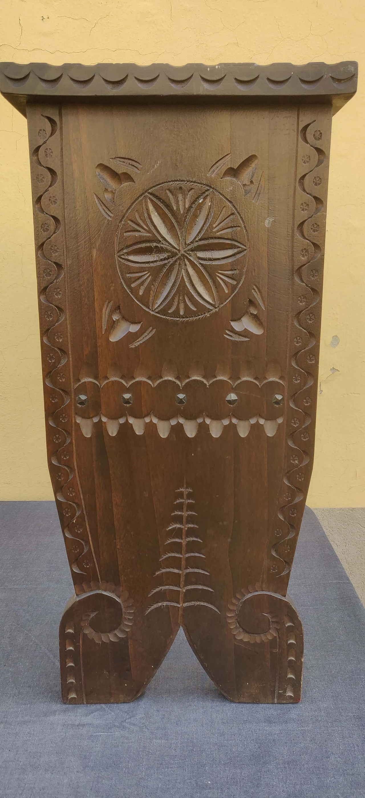 Componenti d'arredo in legno massello, anni '60 7