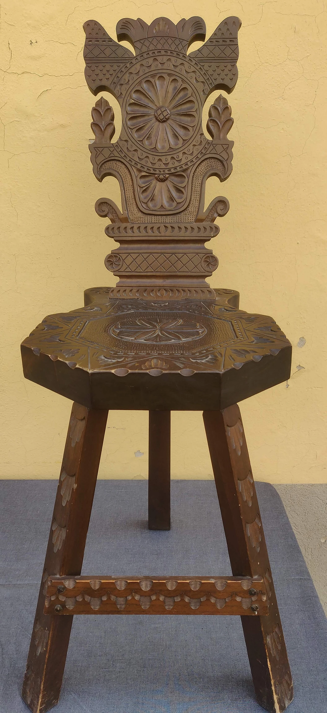 Componenti d'arredo in legno massello, anni '60 13