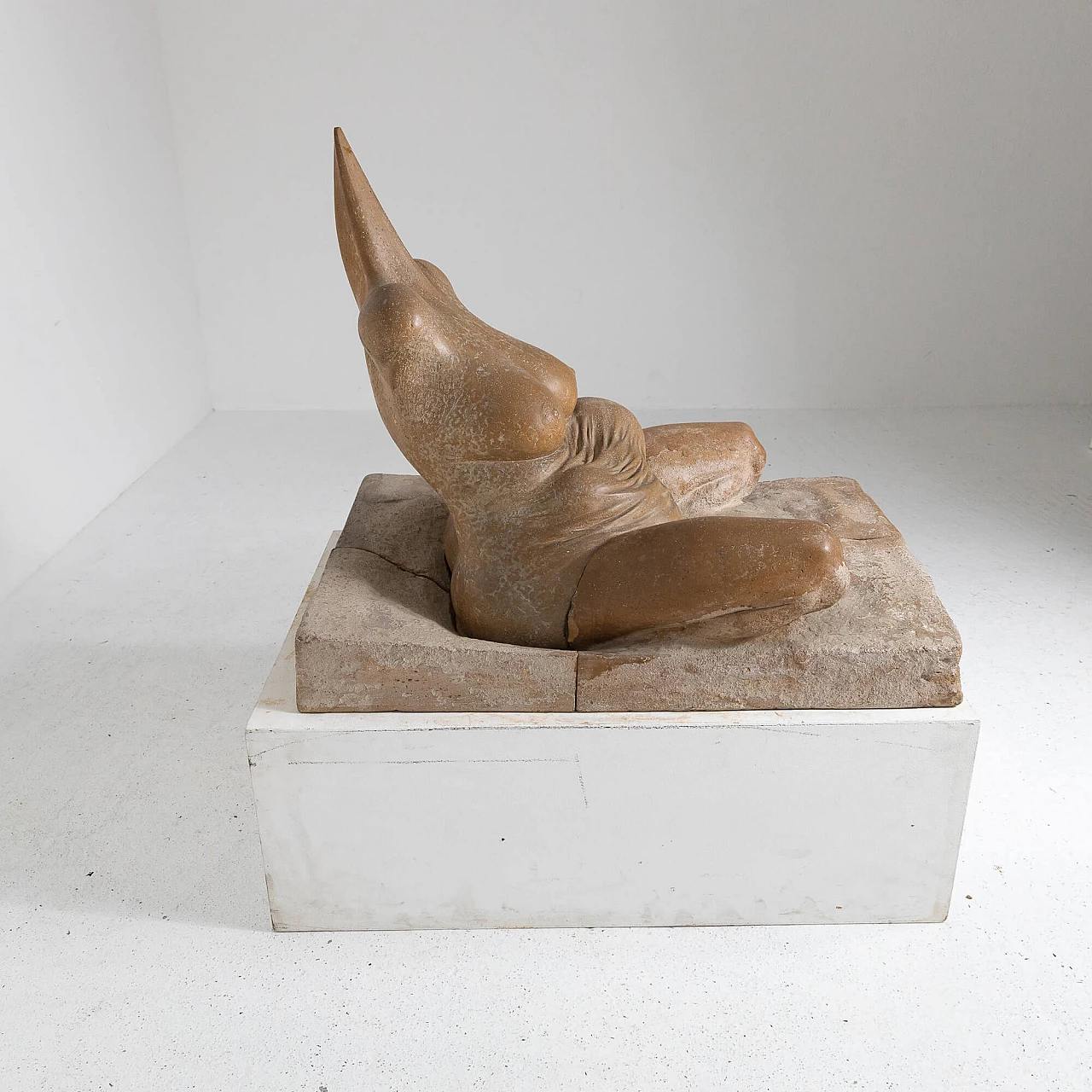 Anselmo Giardini, Gea, scultura in terracotta, 1978 8