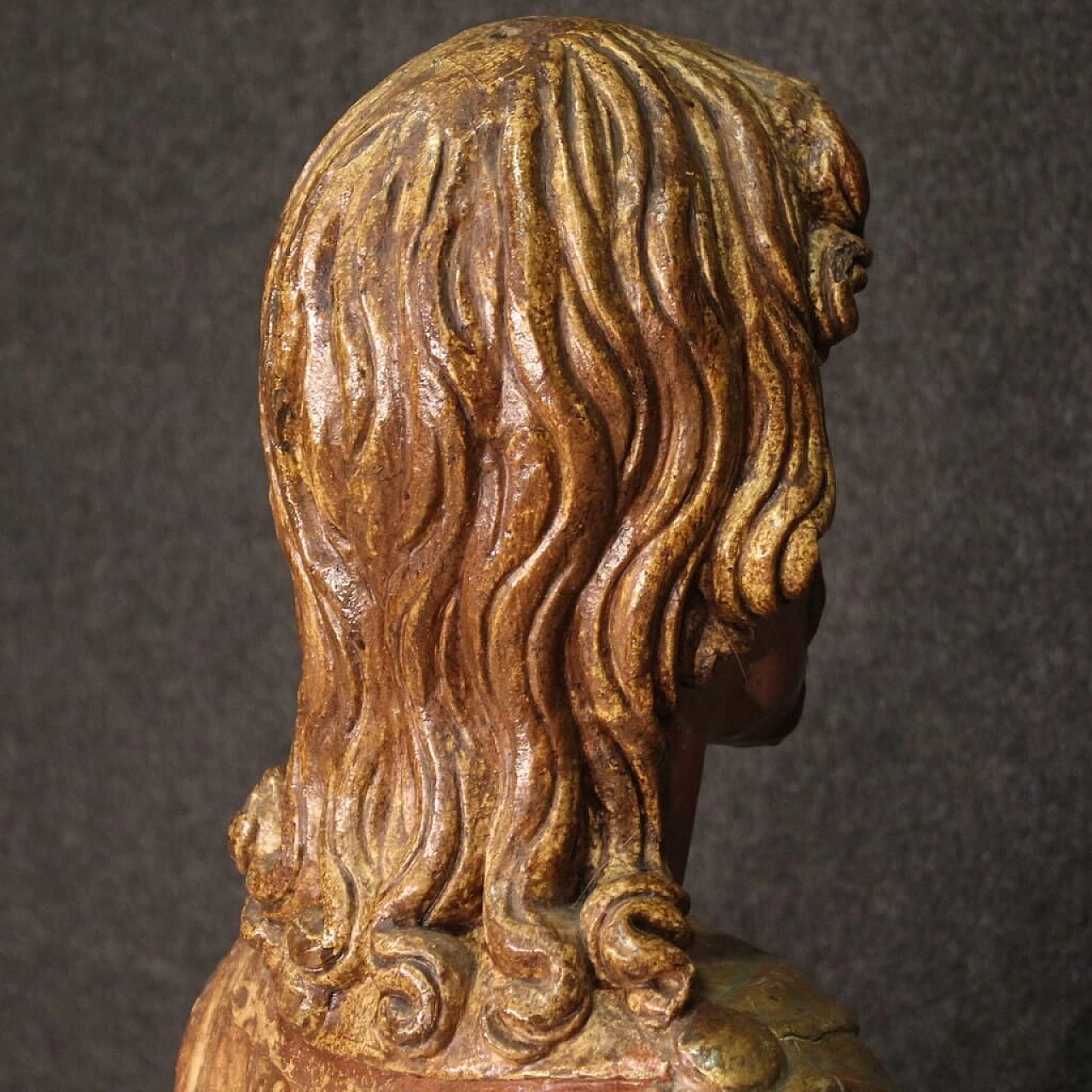 Polychrome wooden sculpture depicting a Roman soldier, second half of the 18th century 9