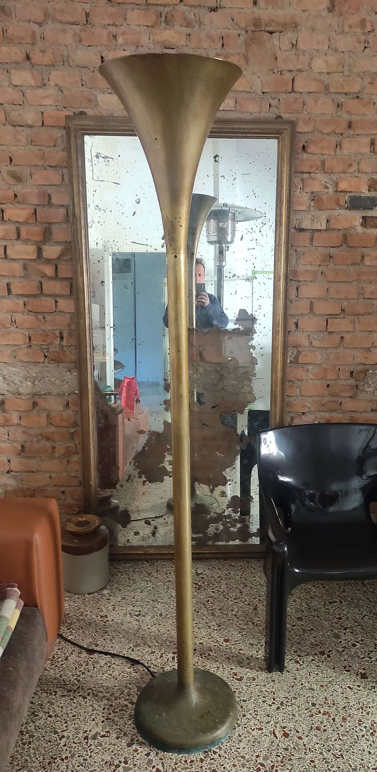 Luminator brass floor lamp by Marcello Piacentini, 1970s 1