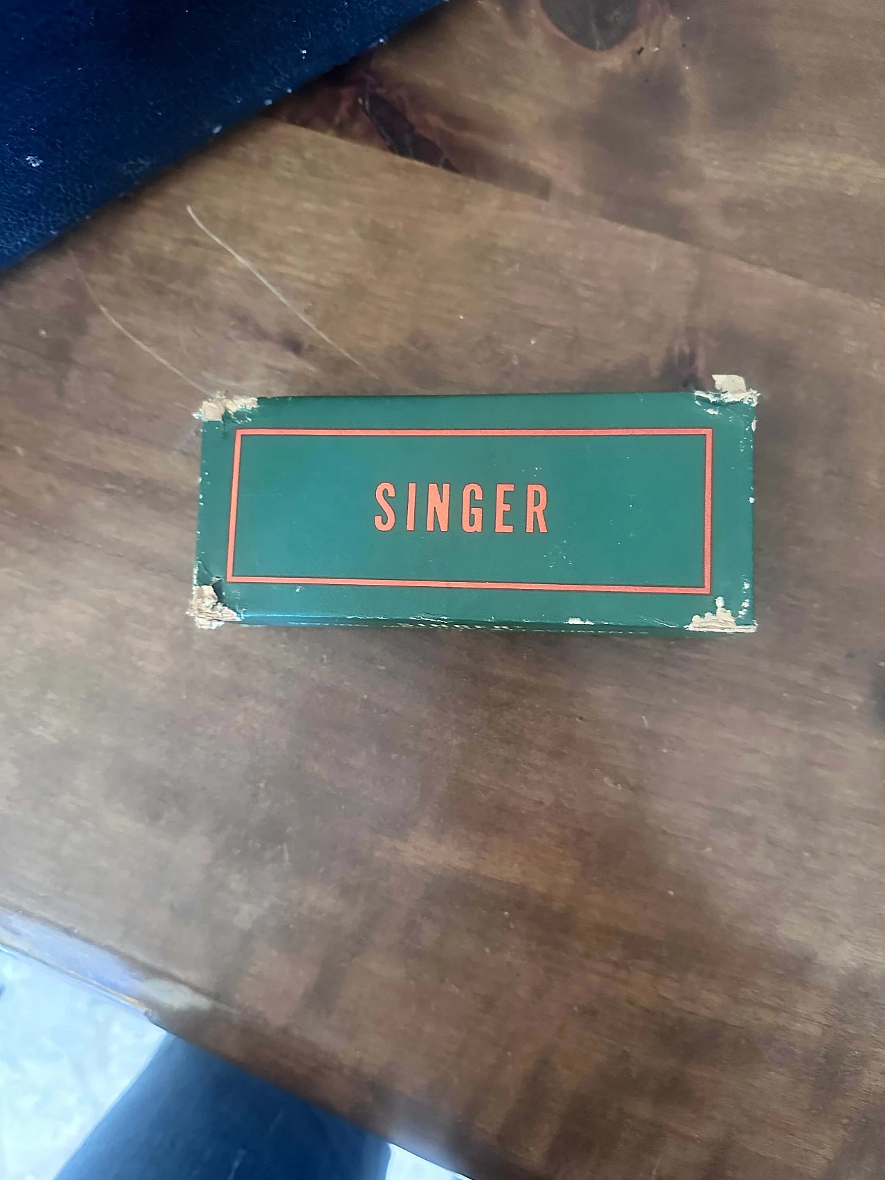 Singer 221K1 portable sewing machine, 1940s 3