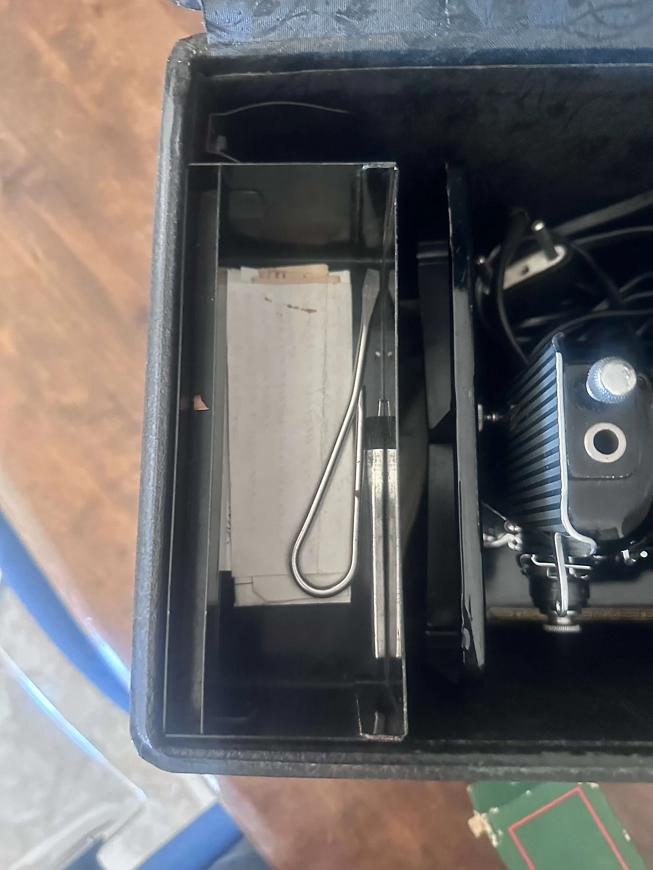 Macchina da cucire portatile Singer 221K1, anni '40 6