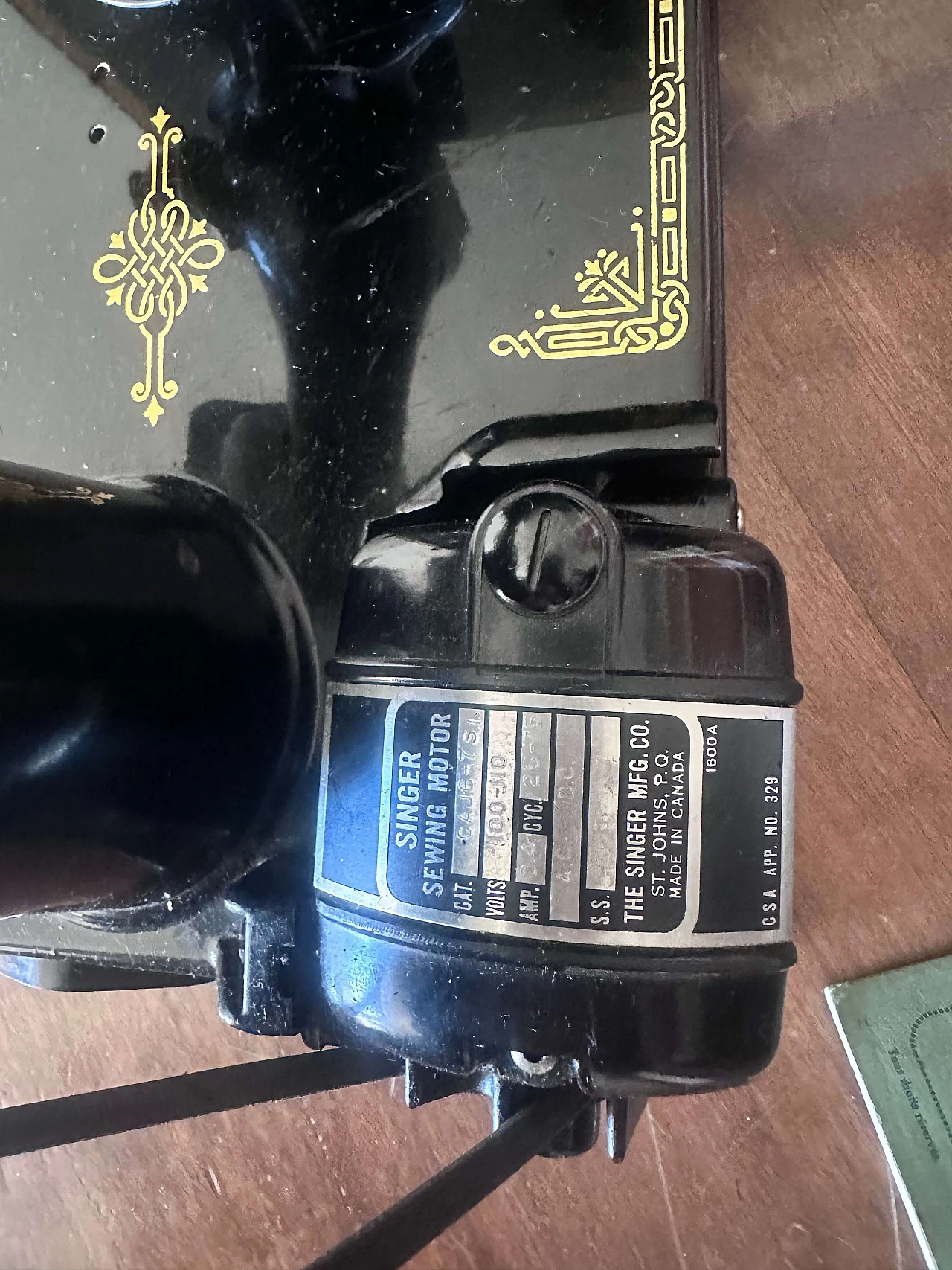 Macchina da cucire portatile Singer 221K1, anni '40 13