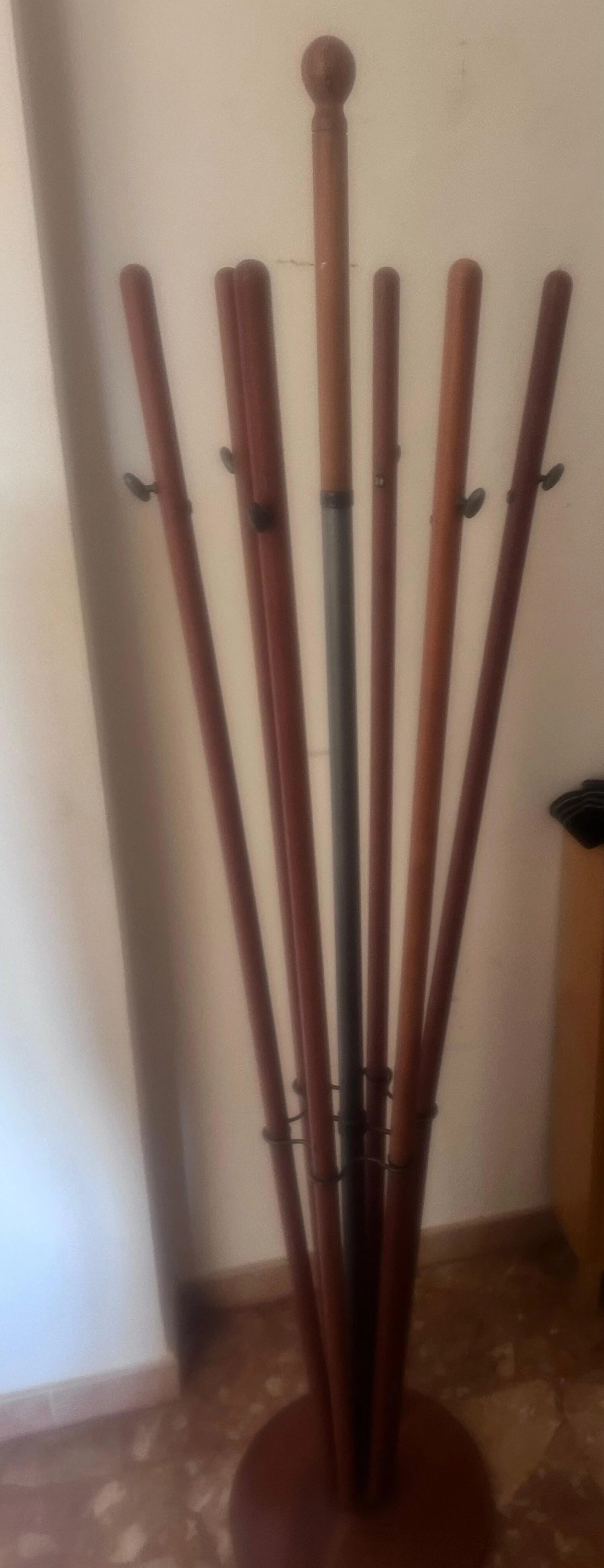 Appendiabiti in ciliegio di Porada, anni '90 1