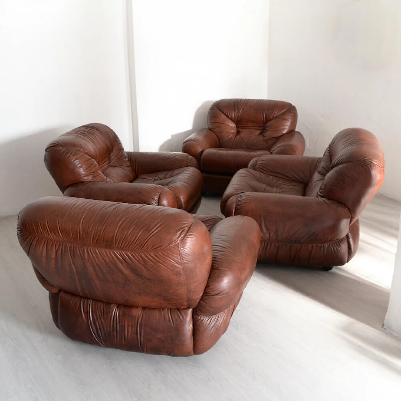 4 Bubble leather armchairs, 1970s 2