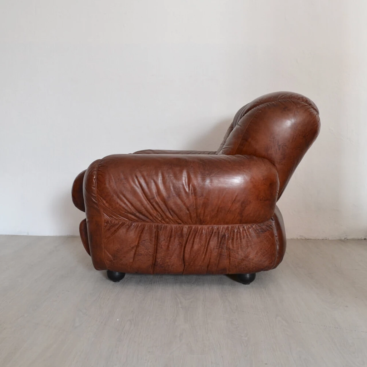 4 Bubble leather armchairs, 1970s 5