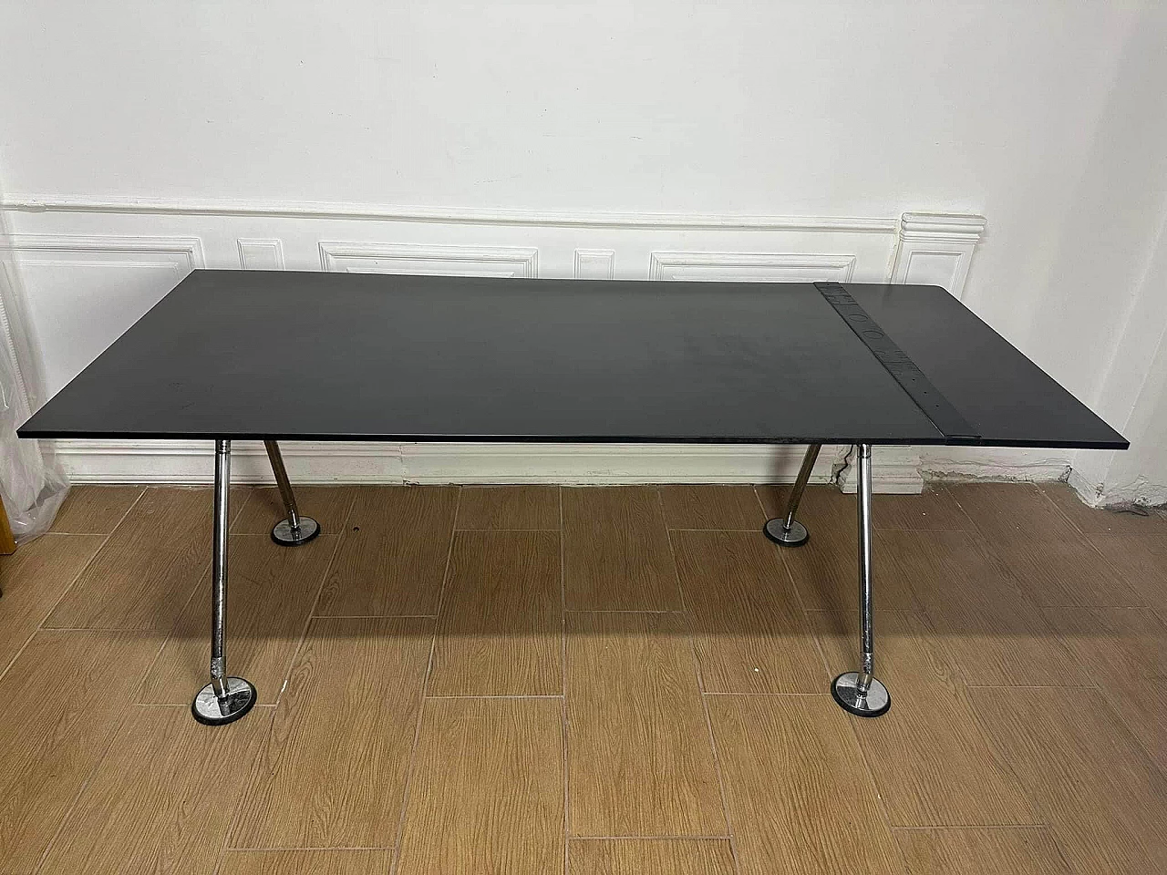 Desk by Norman Foster for Tecno, 1980s 1