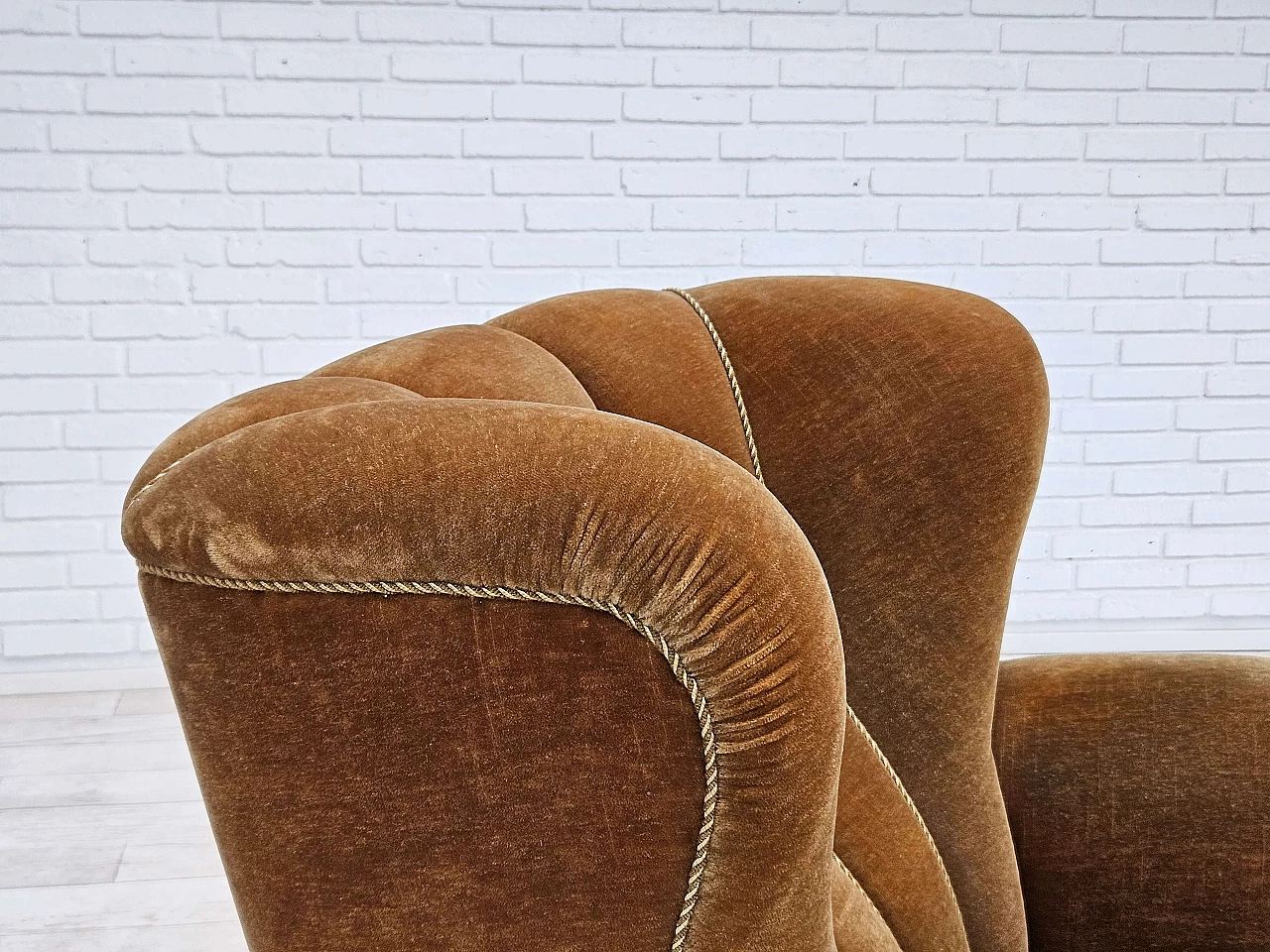 Danish recliner chair in green velvet, 1960s 5