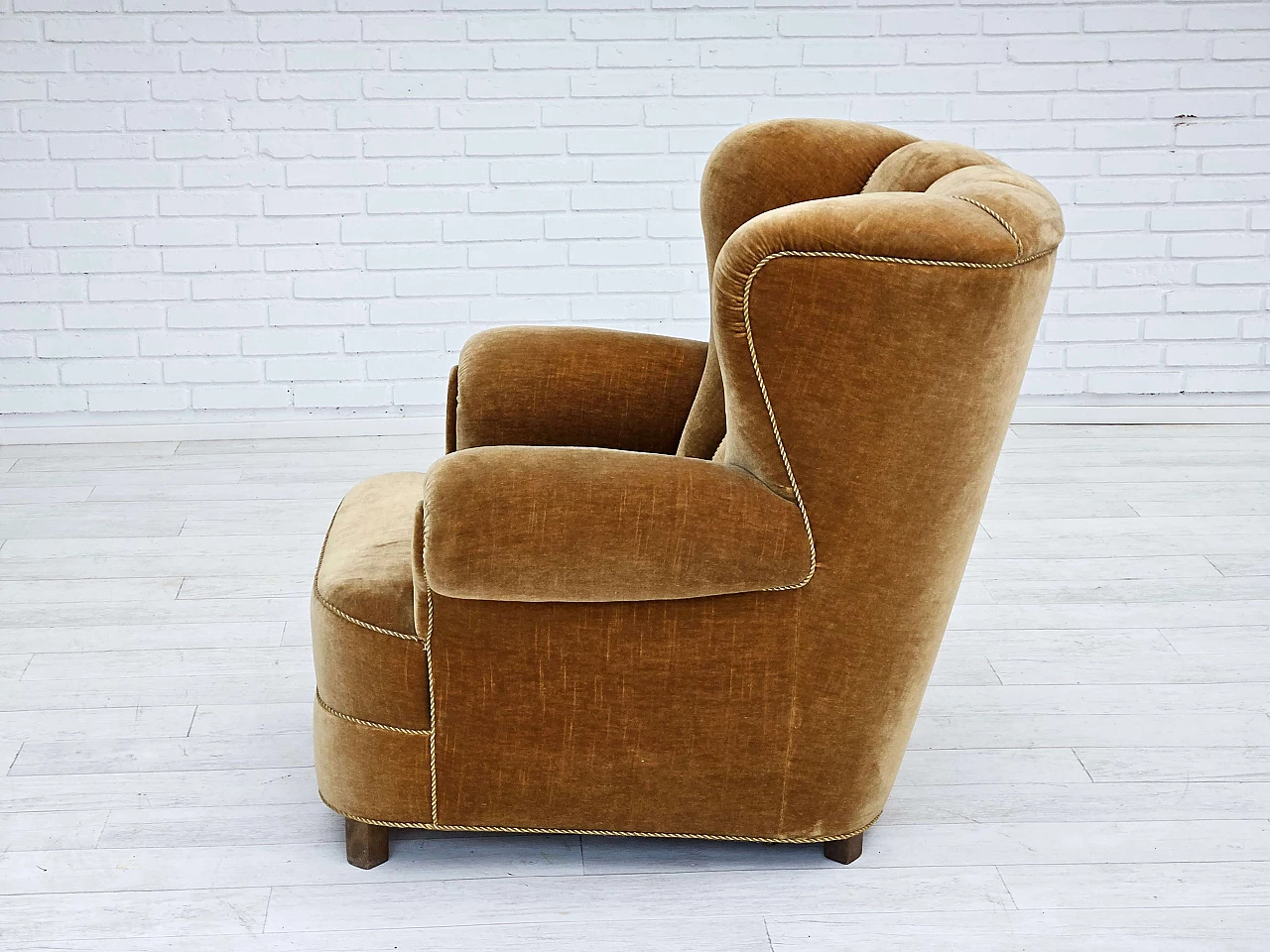 Danish recliner chair in green velvet, 1960s 12