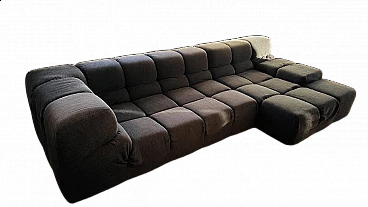 Divano Tufty Time angolare in tessuto Maxalto di Patricia Urquiola per B&B Italia