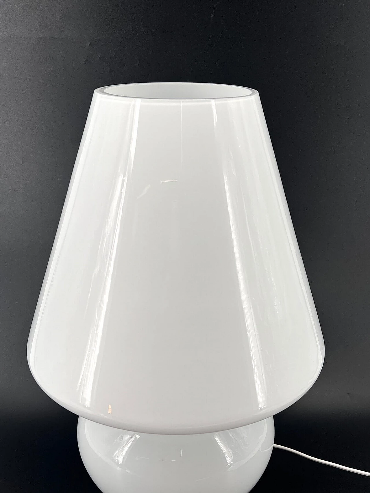 Lampada da tavolo in vetro di Murano bianco lucido 1