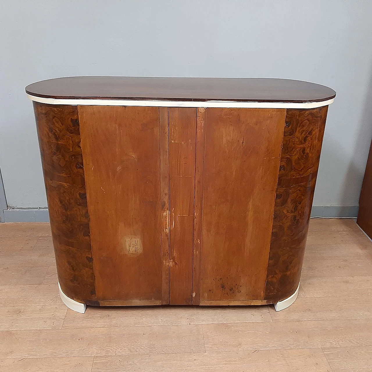 Credenza Art Déco in noce e radica di noce con parti laccate, anni '40 10