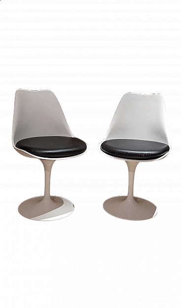 Pair of white Tulip 769-S chairs with black leather cushion by Eero Saarinen for Alivar, 1990s