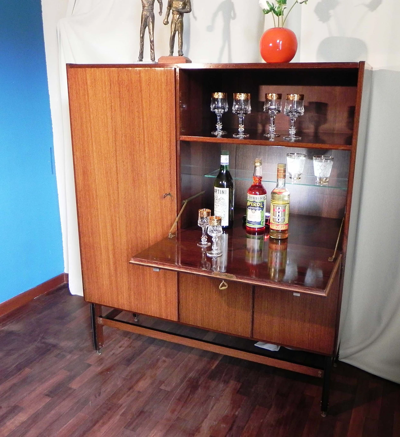 Teak veneered wood sideboard with bar compartment, 1950s 9