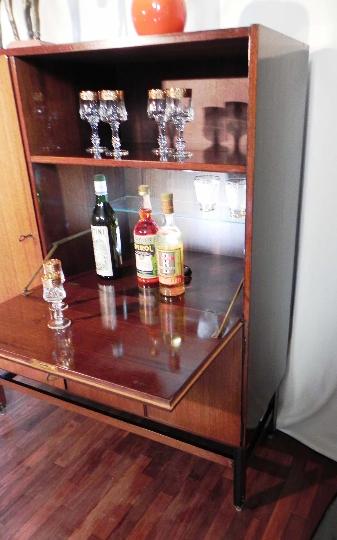 Teak veneered wood sideboard with bar compartment, 1950s 10