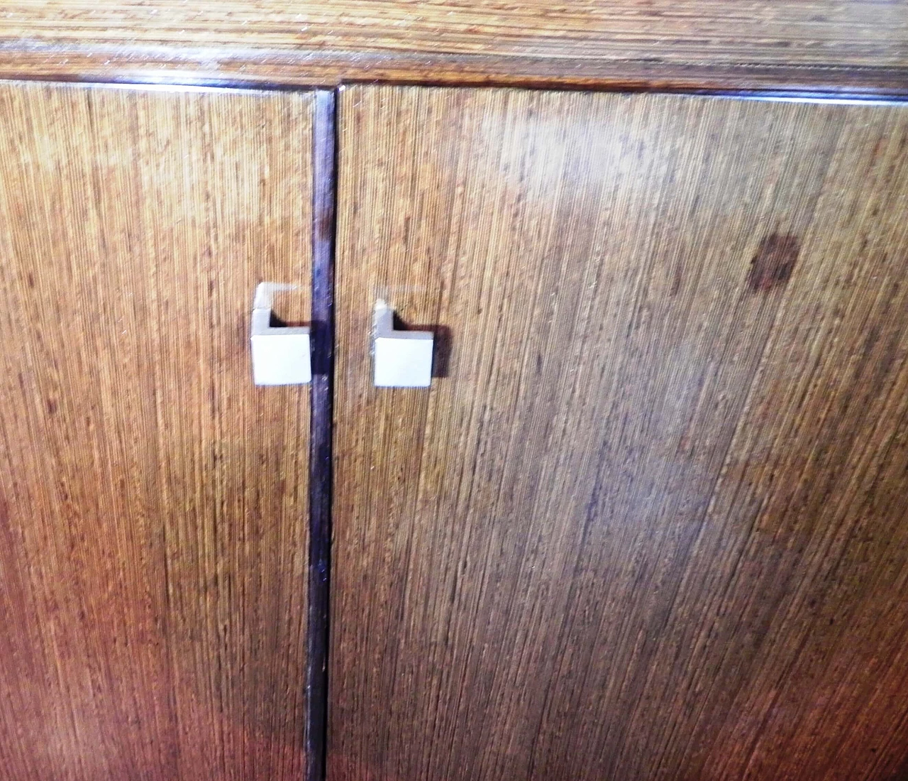 Teak veneered wood sideboard with bar compartment, 1950s 16