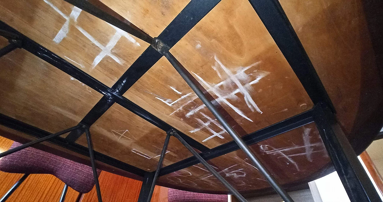 6 Sedie e tavolo ovale, anni '60 12