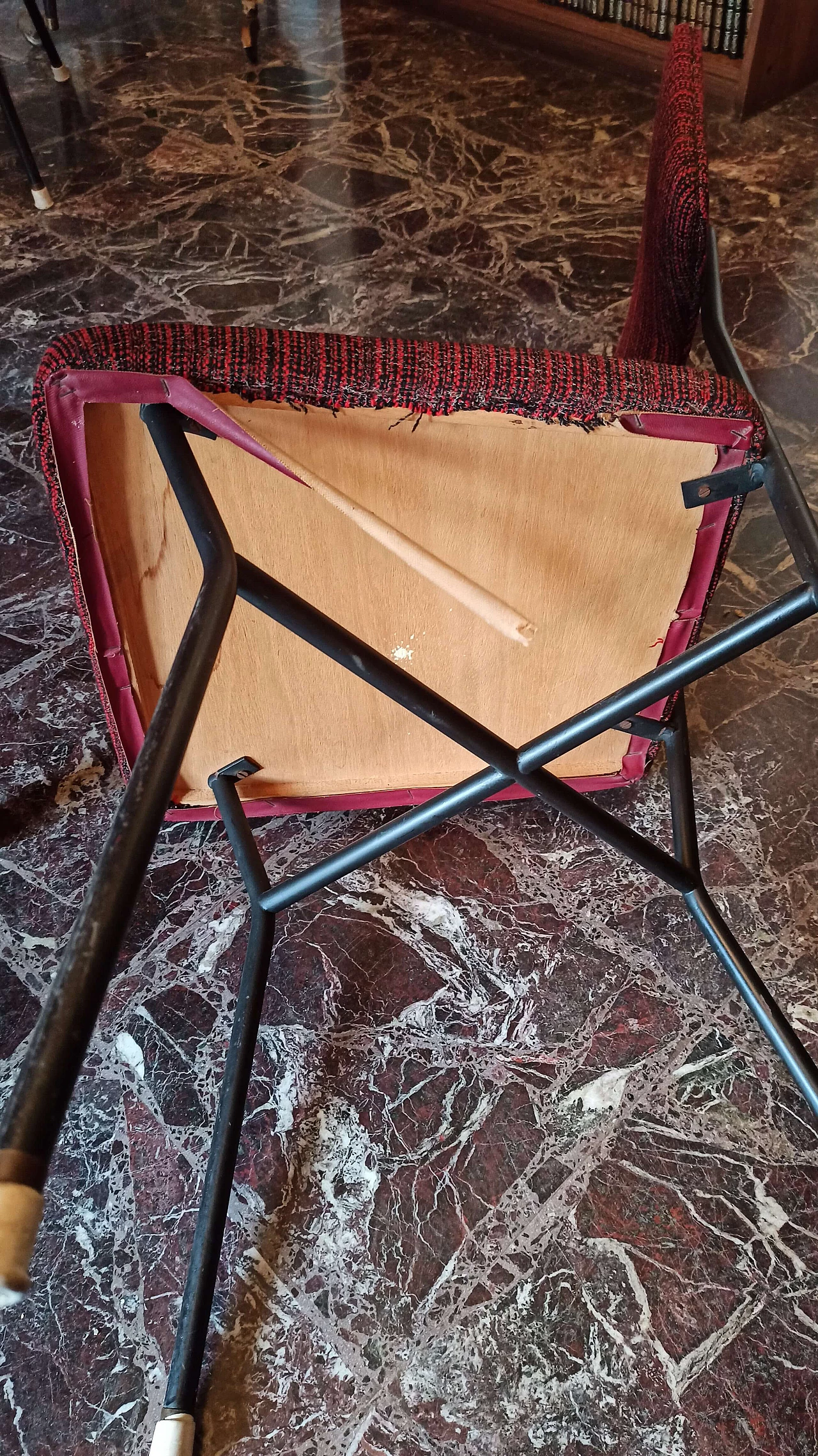 6 Sedie e tavolo ovale, anni '60 16