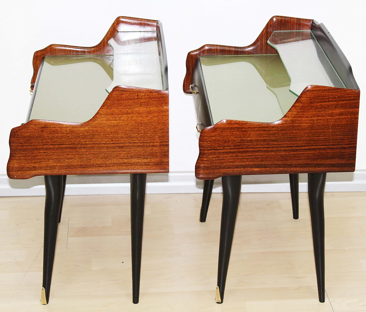 Pair of rosewood bedside tables by Paolo Buffa, 1950s 8