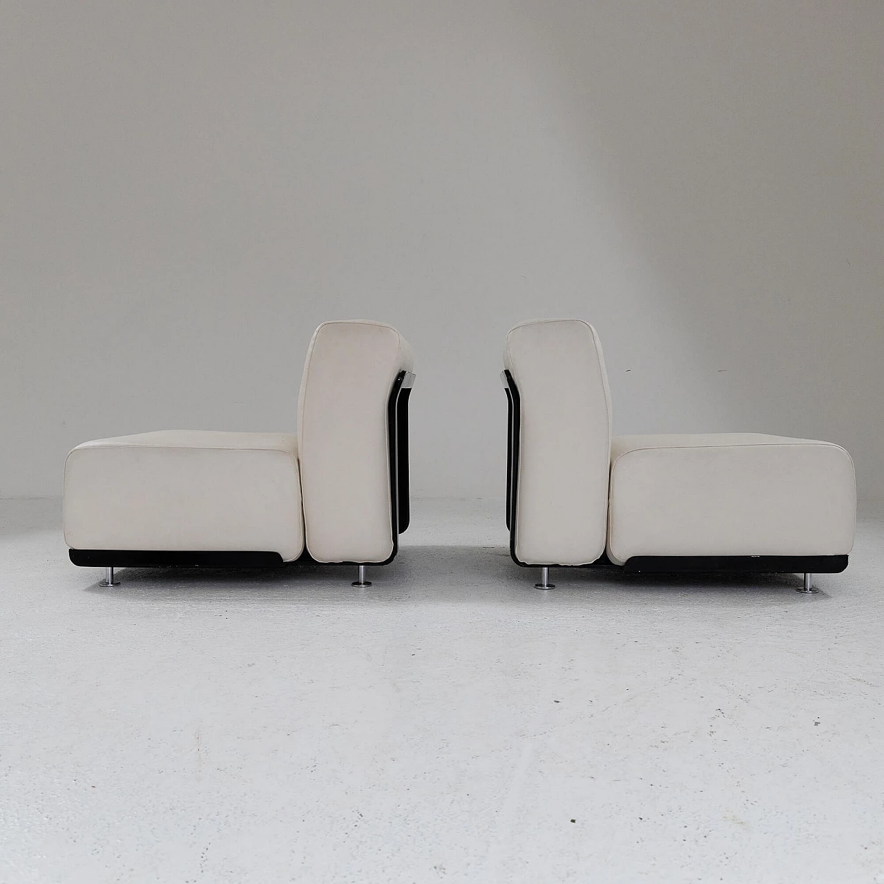 Pair of plastic, metal and faux leather armchairs by Saporiti, 1970s 2