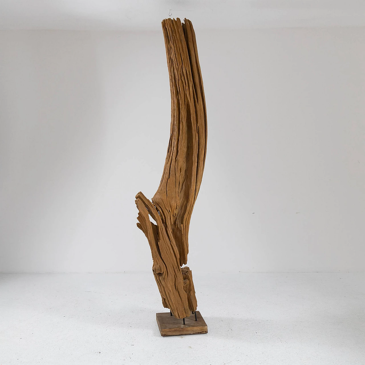 Soggetto astratto, scultura in legno sabbiato e verniciato, anni '70 8