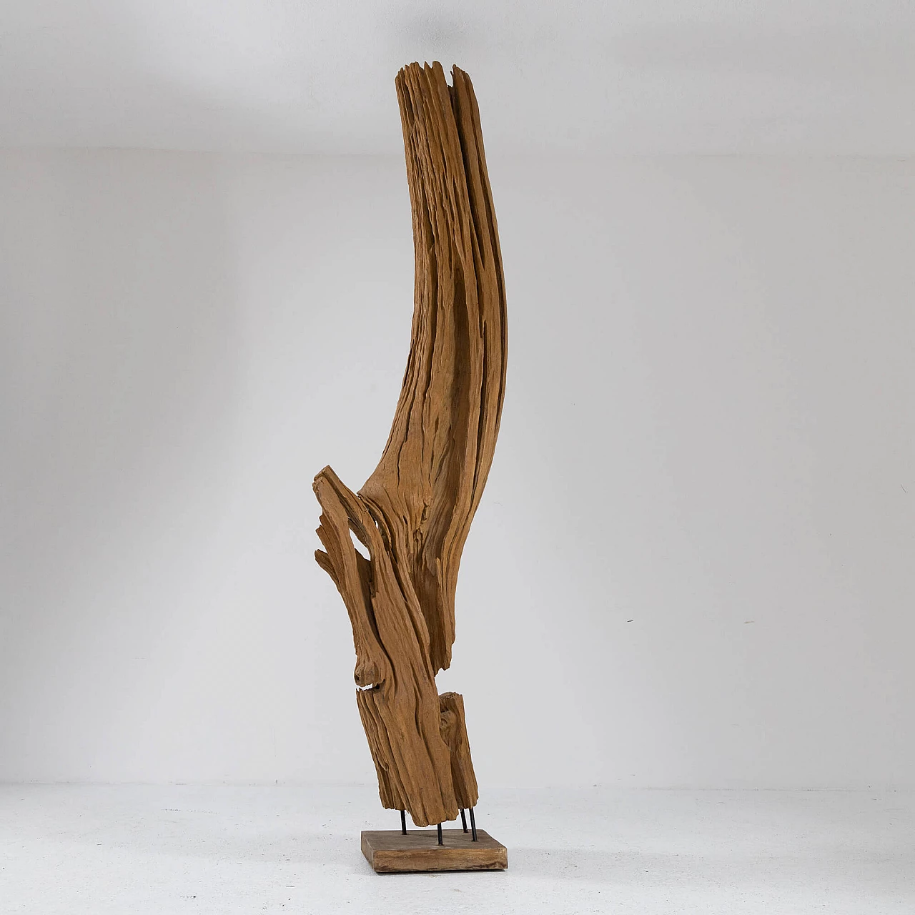 Soggetto astratto, scultura in legno sabbiato e verniciato, anni '70 11