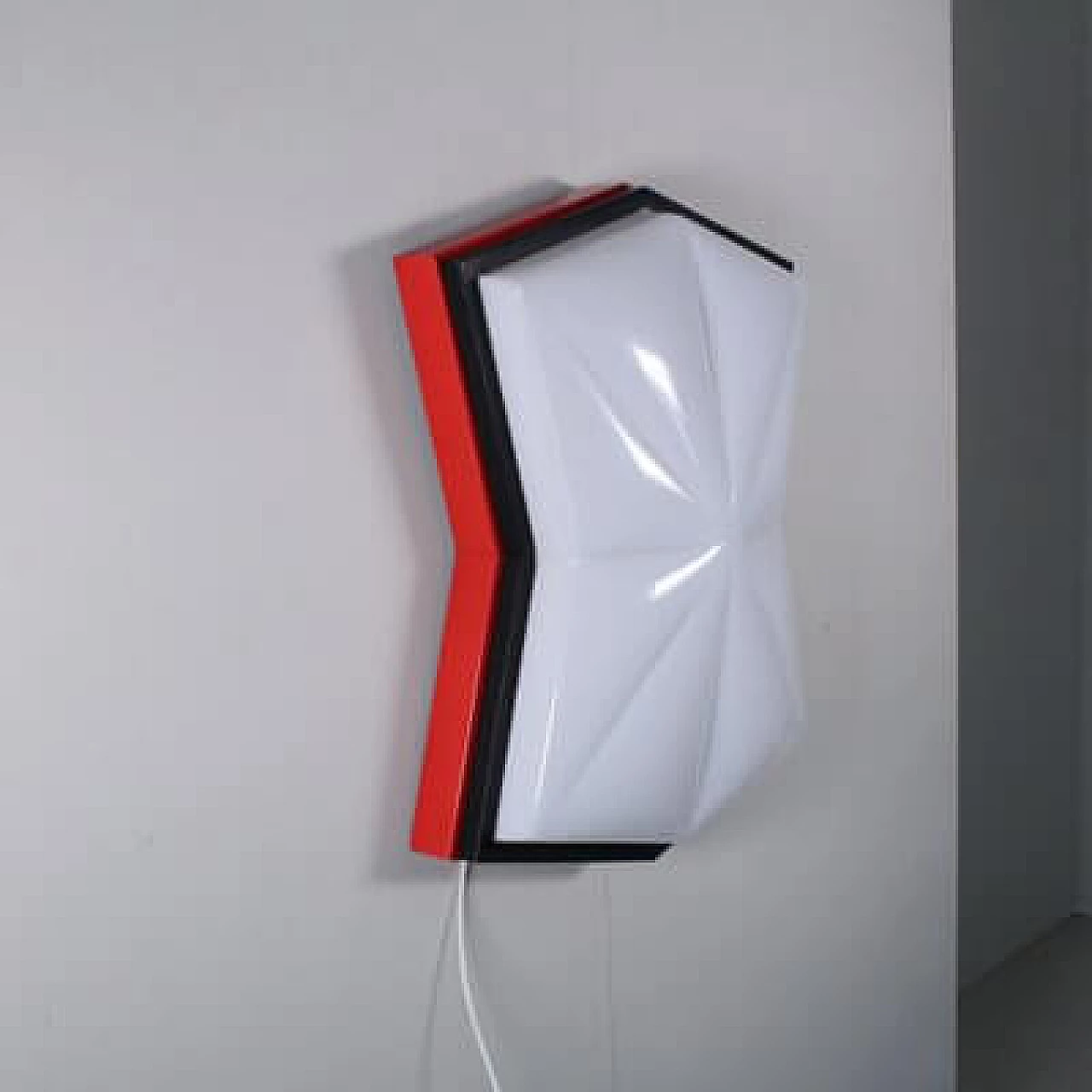 Space Age style red, black and white plastic ceiling lamp, 1980s 12