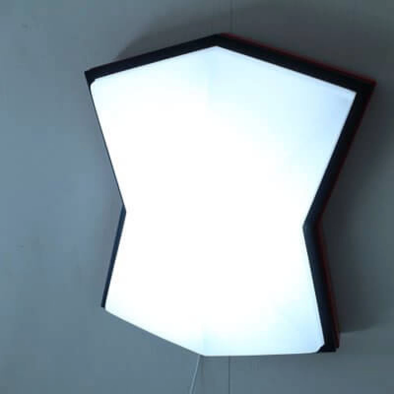 Plafoniera stile Space Age in plastica rossa, nera e bianca, anni '80 13