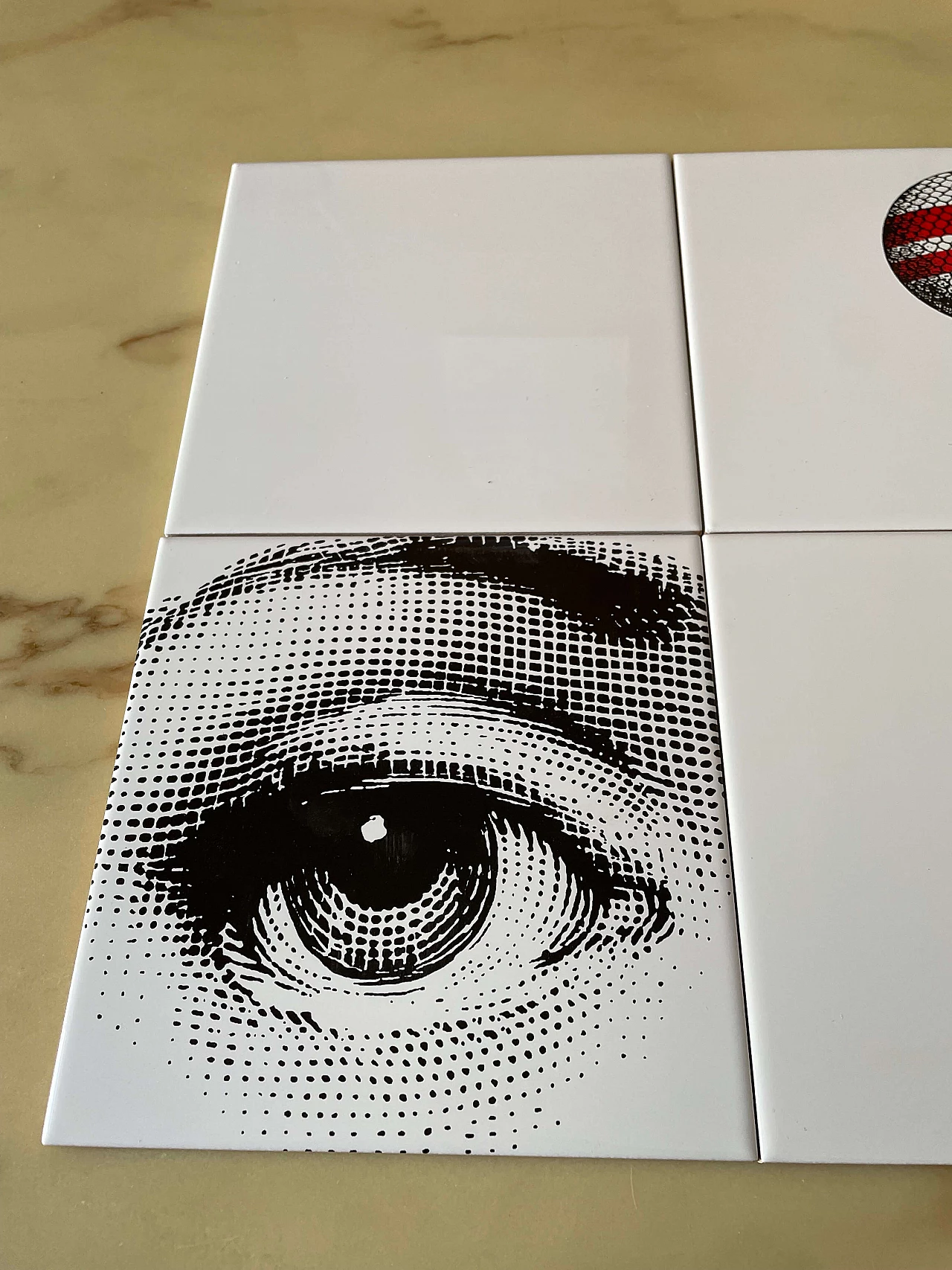4 Piastrelle di Fornasetti, anni 2000 5