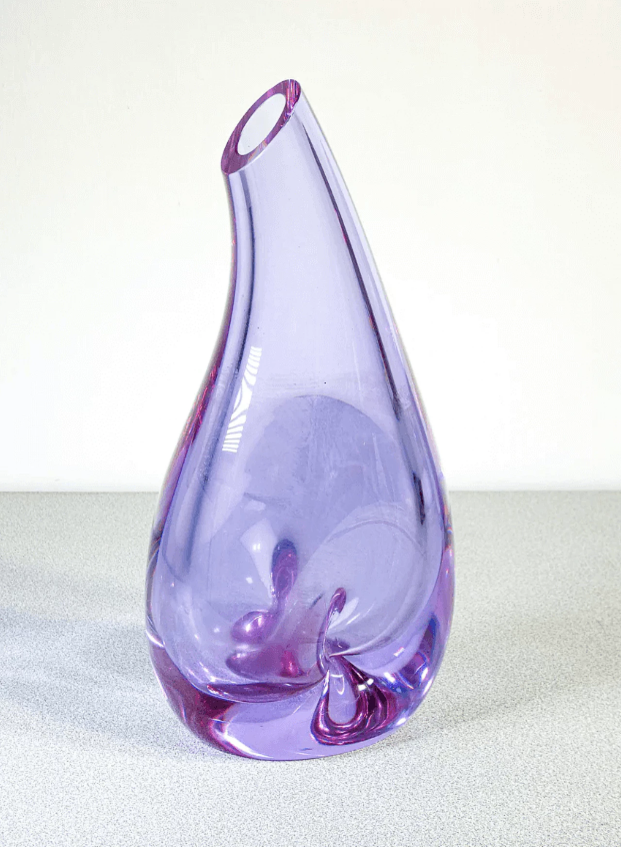 Vaso in vetro soffiato di Sevres, anni '80 1