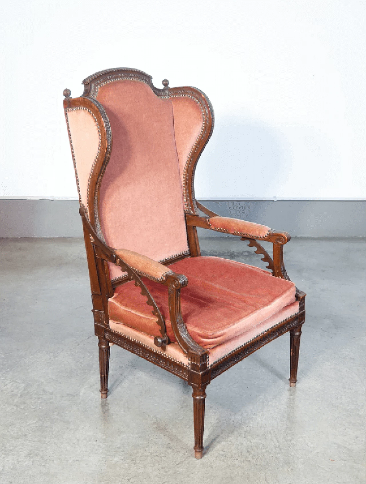 Walnut reclining armchair, 18th century 4