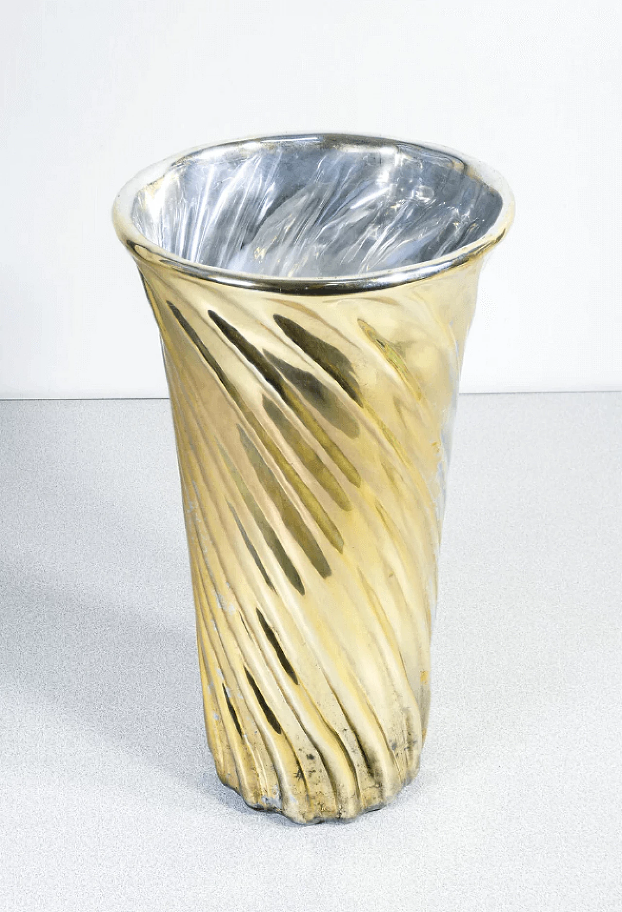 Silver and gold blown glass vase, mid-20th century 4
