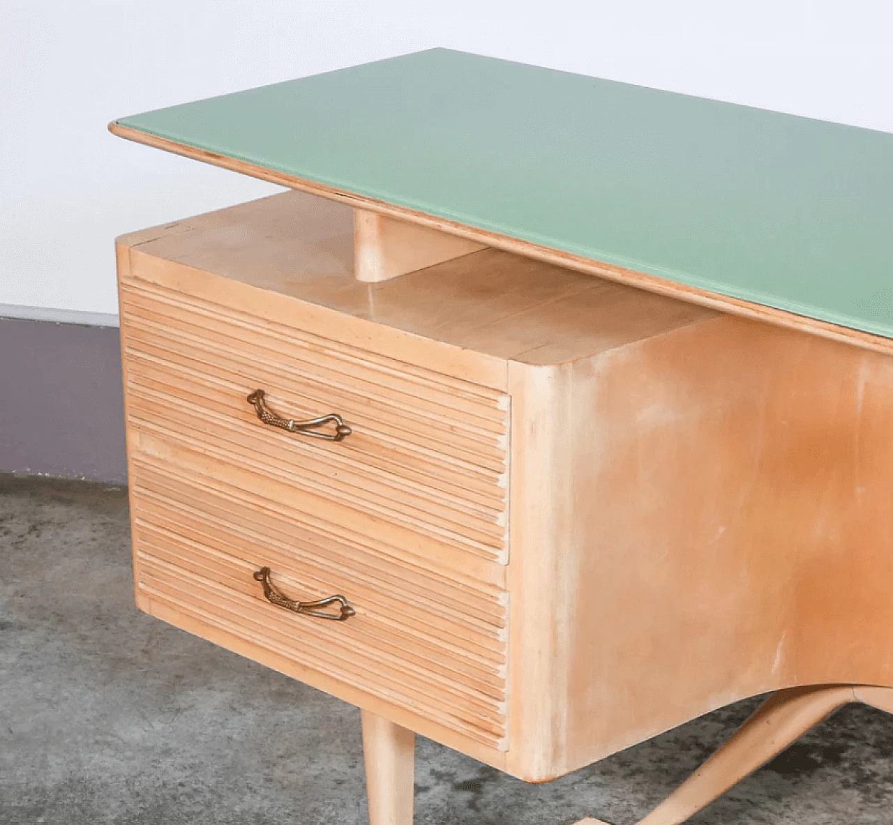 Scrivania in legno e vetro nello stile di V. Valabrega, anni '40 7