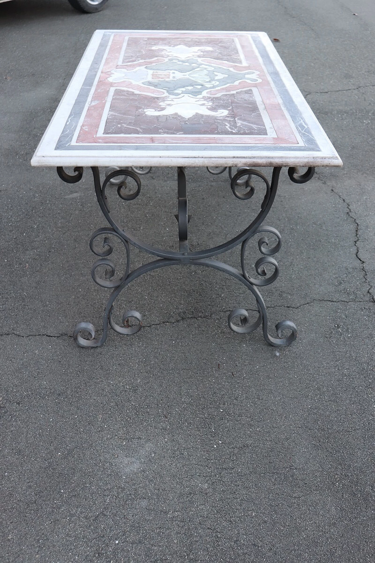 Iron garden table with marble top, 20th century 2