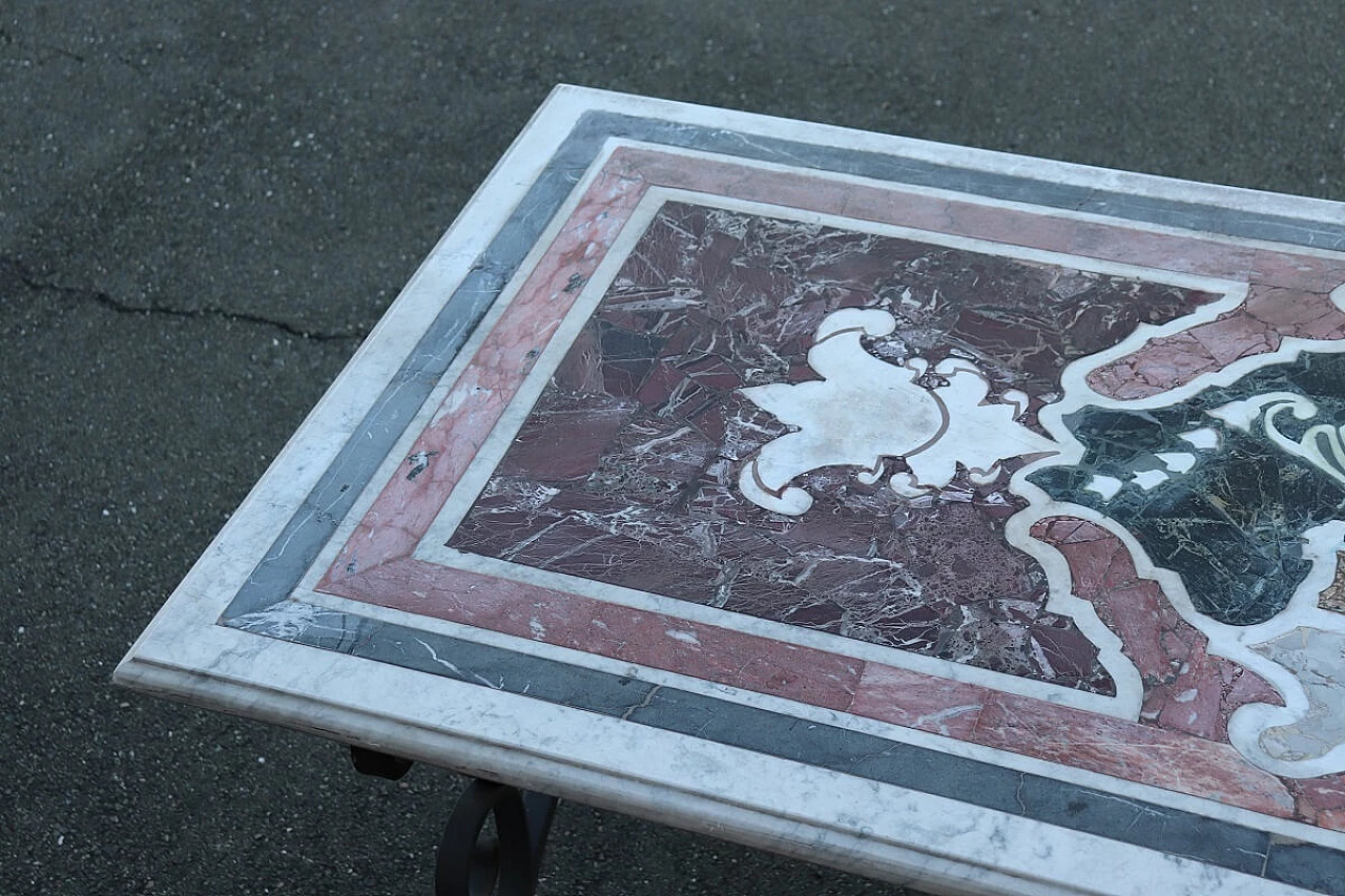 Iron garden table with marble top, 20th century 7