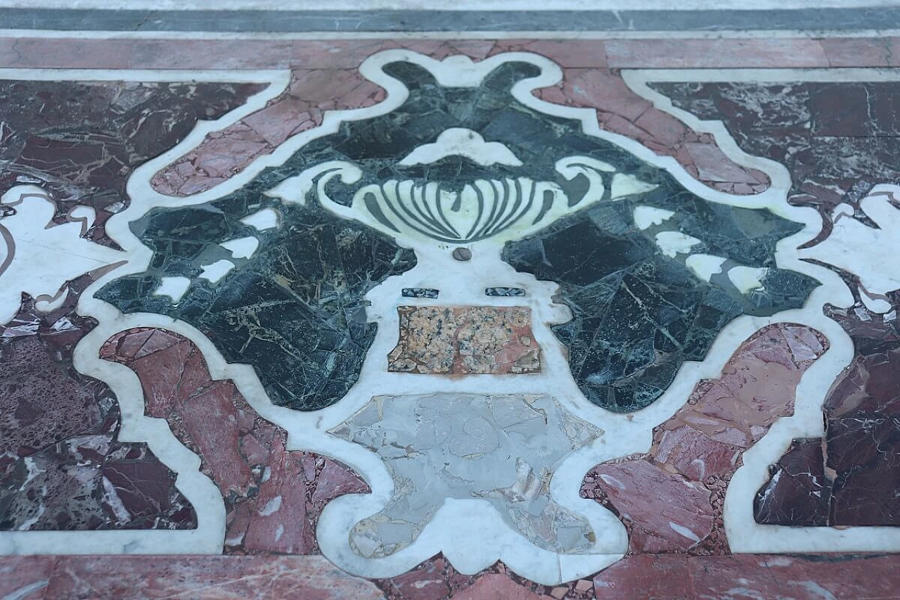 Iron garden table with marble top, 20th century 10