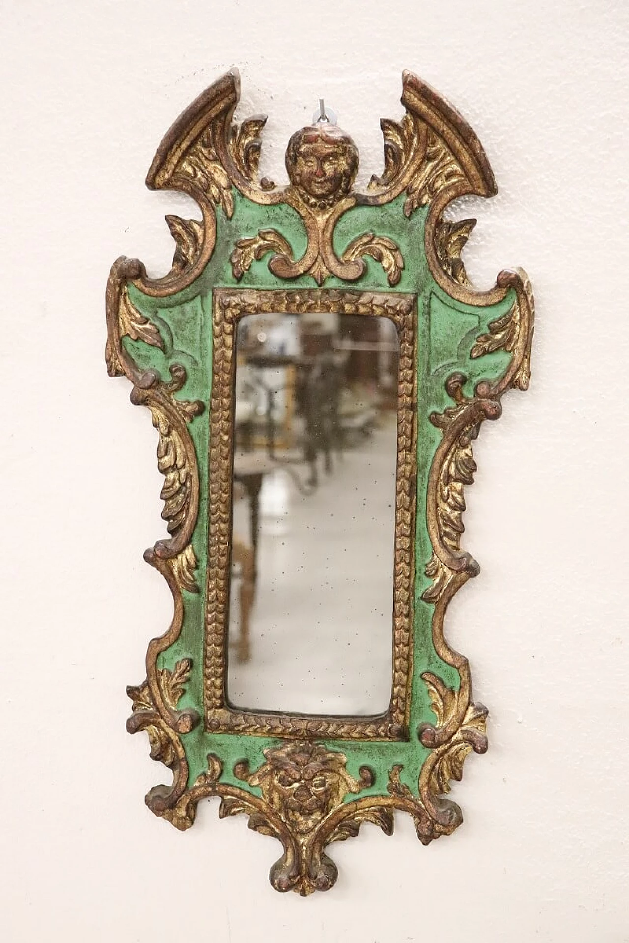 Wooden mirror with Gothic-style decoration, 20th century 2