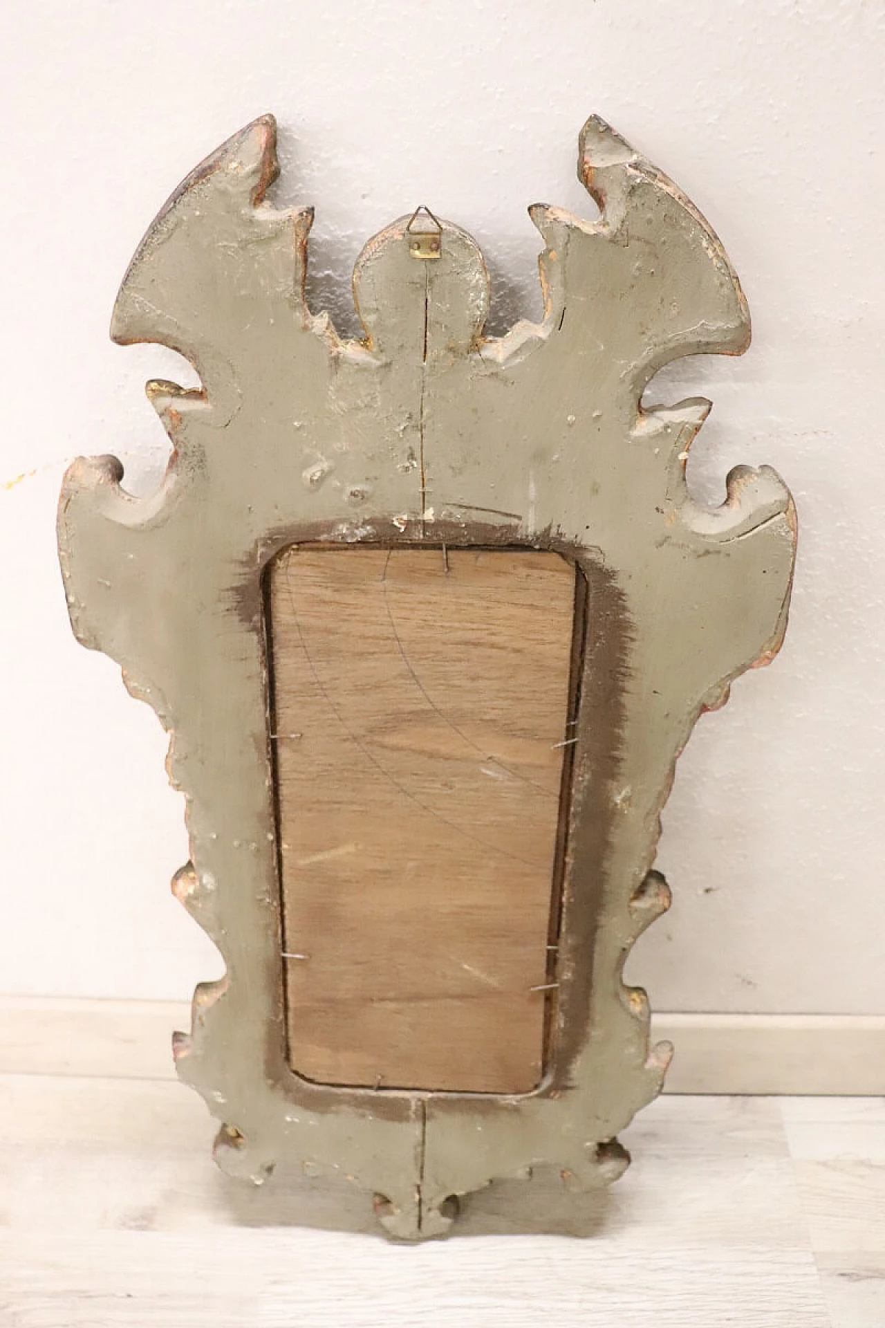 Wooden mirror with Gothic-style decoration, 20th century 7