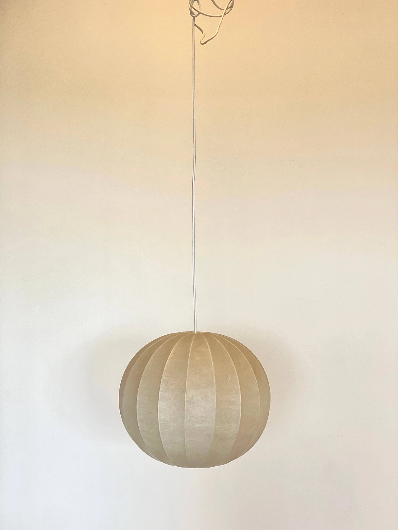 Cocoon chandelier, 1970s 2