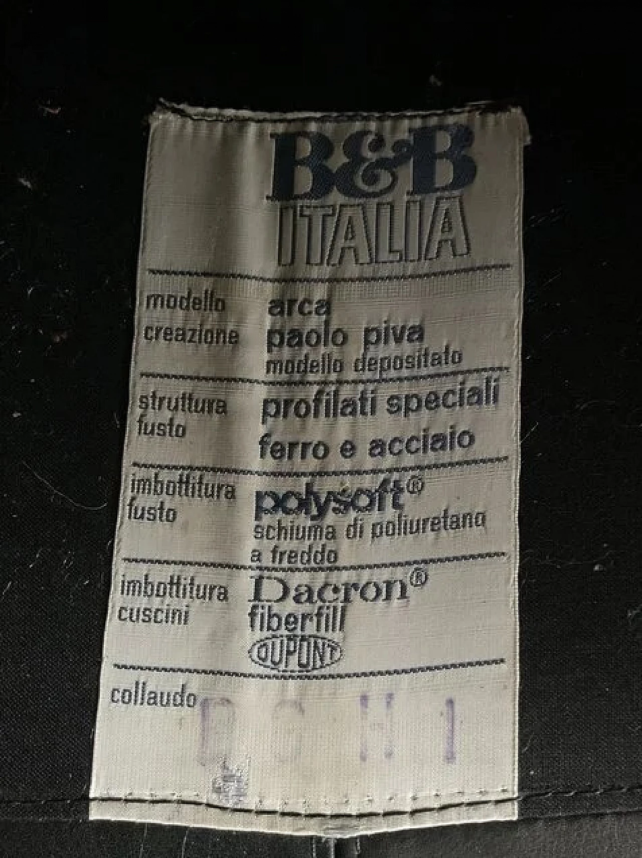 Divano Arca in pelle nera con coppia di tavolini in vetro di Paolo Piva per B&B Italia, anni '80 5