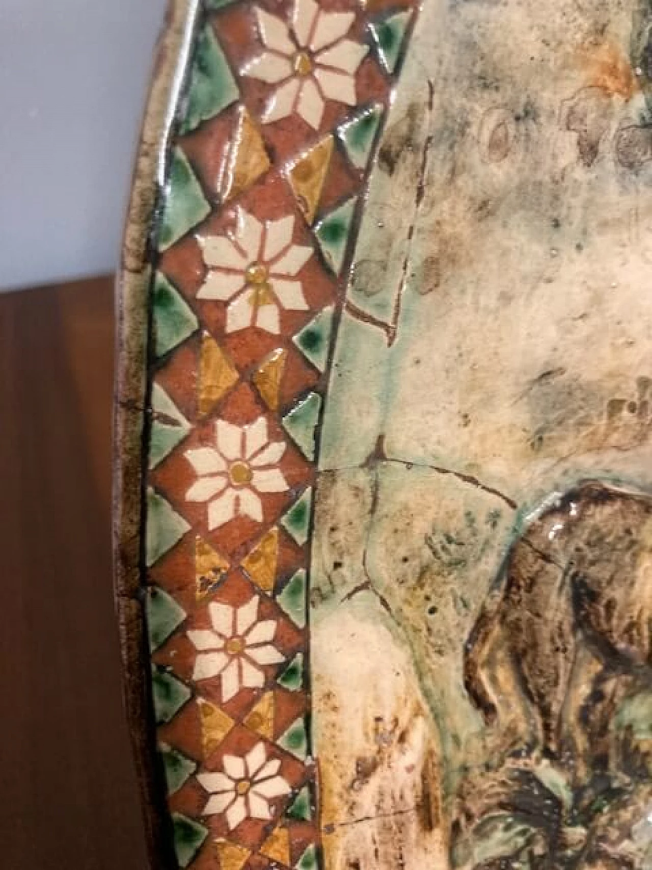 Polychrome majolica plaque with Saint Francis of Assisi, early 20th century 5