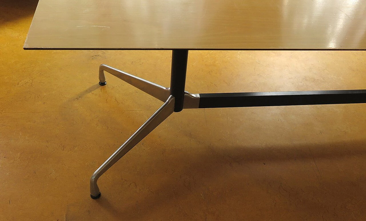 Tavolo da pranzo Segmented di Charles & Ray Eames per Vitra, 1993 14